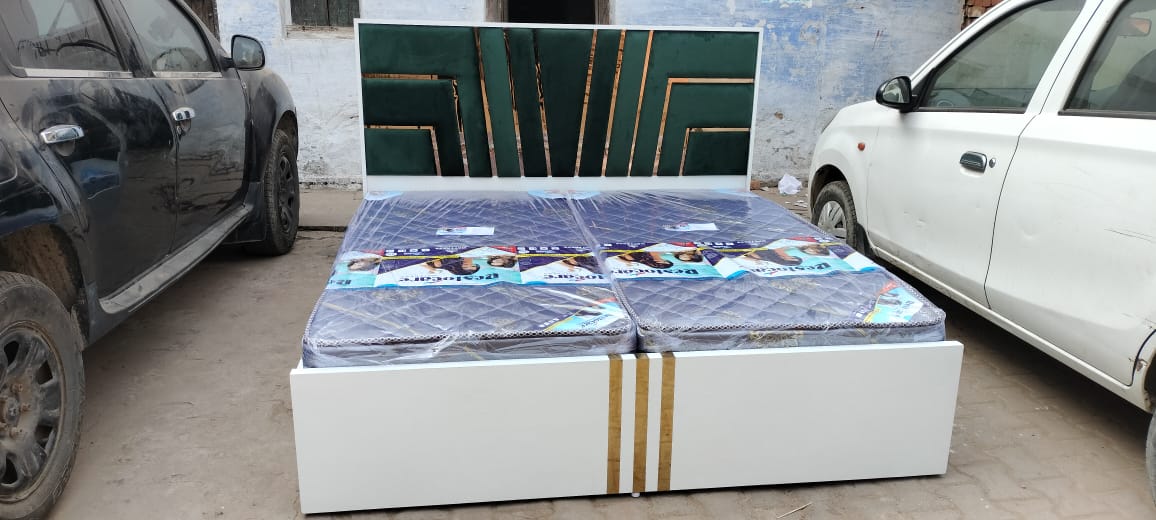 Designer Bed - Green & Gold